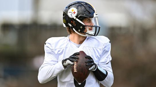 Pickett named Steelers' Rookie of Year, Cole wins Chief Award taken on the South Side (Steelers)